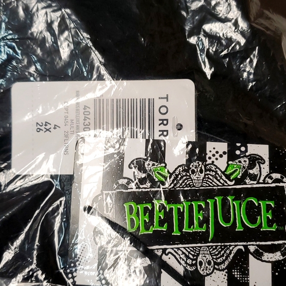 ❤️NWT VINTAGE TORRID SHEATH DRESS - BEETLEJUICE SHIRRED SUPER SOFT - HALLOWEEN - Picture 9 of 15